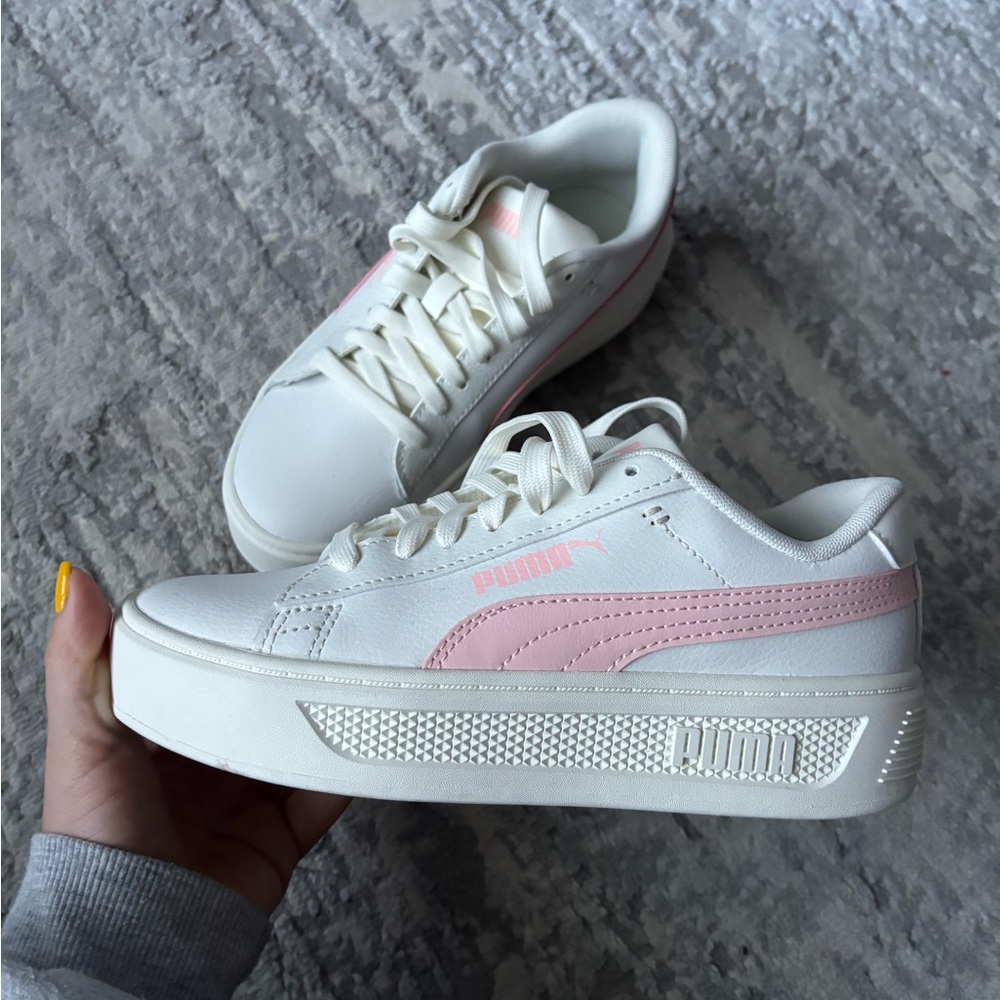 PUMA Platform Low Top Sneakers